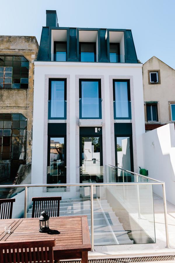Lisbon South Hostel Almada Exterior photo